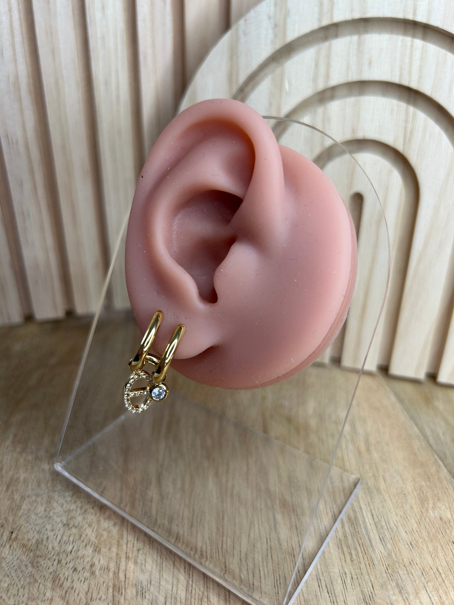 Boucles d’oreilles anneaux dorés avec pendentif - acier inoxydable doré