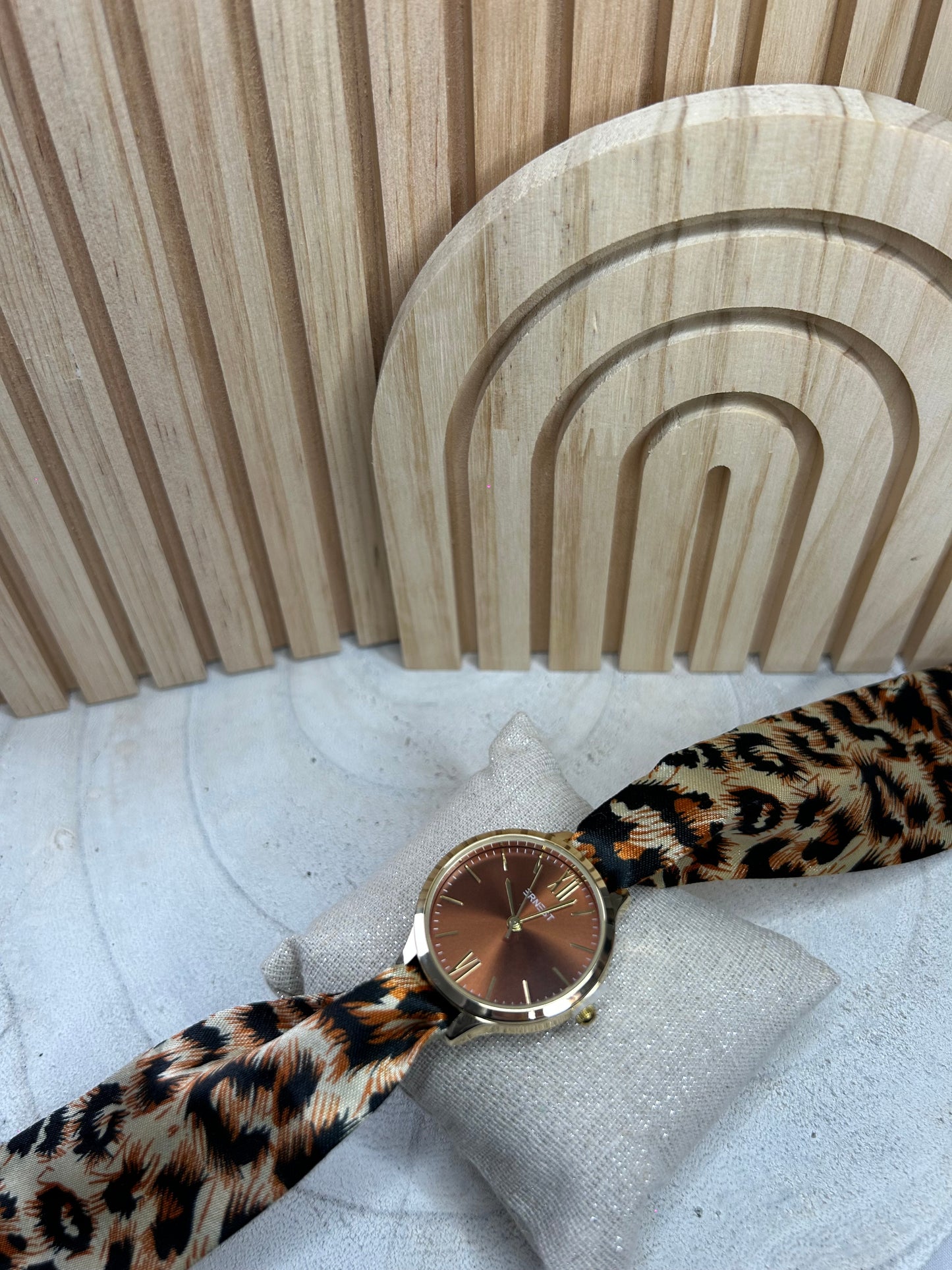 Montre Femme – Léopard & Cadran Marron