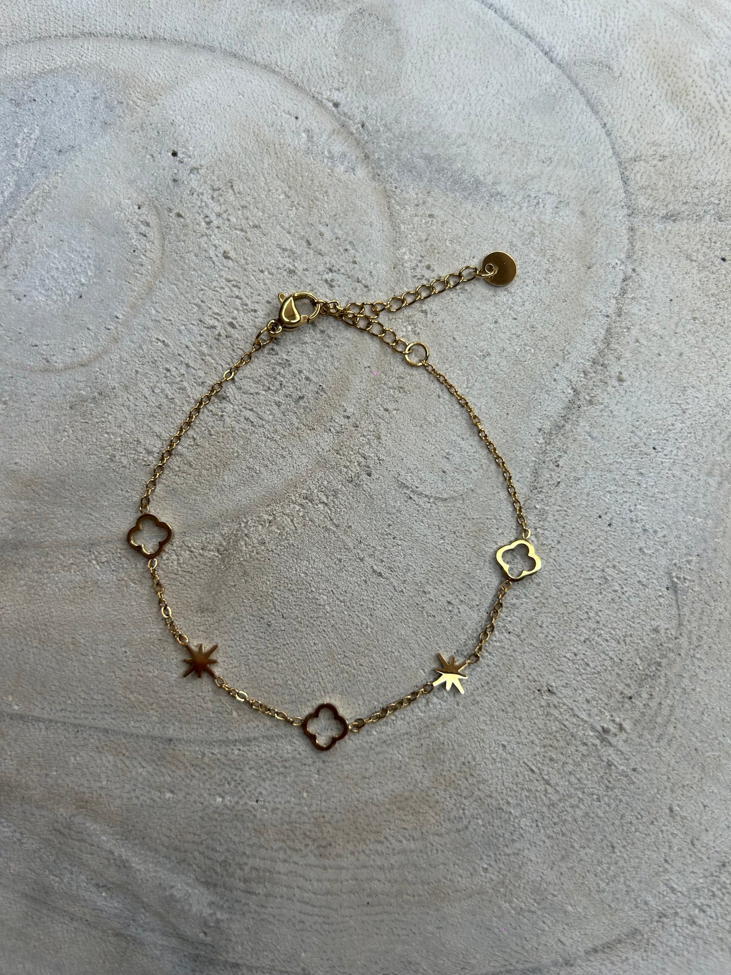 Bracelet Femme Doré Ajustable – Acier Inoxydable avec Étoiles