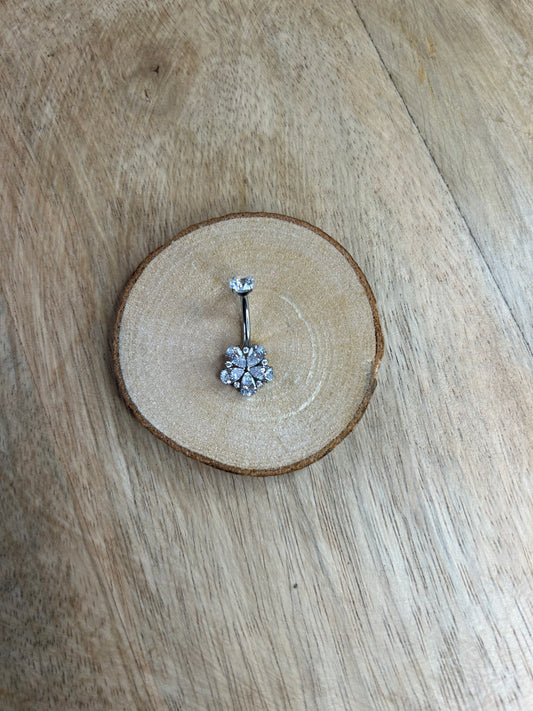 Piercing Nombril Fleur - en Titane argenté