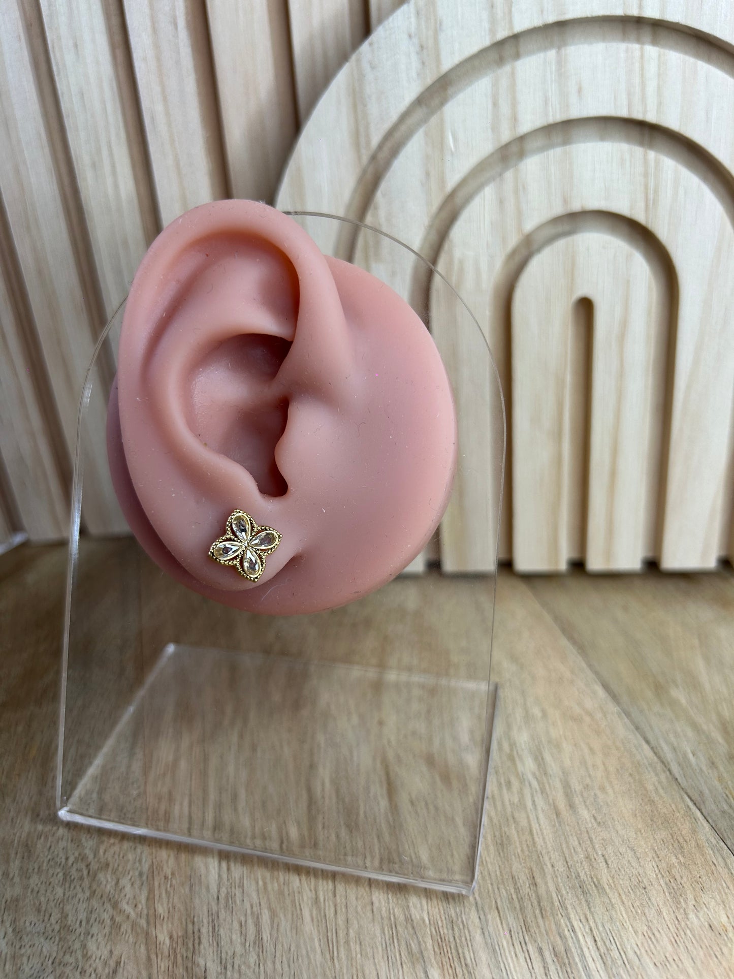 Boucles d’oreilles fleur – Acier inoxydable doré