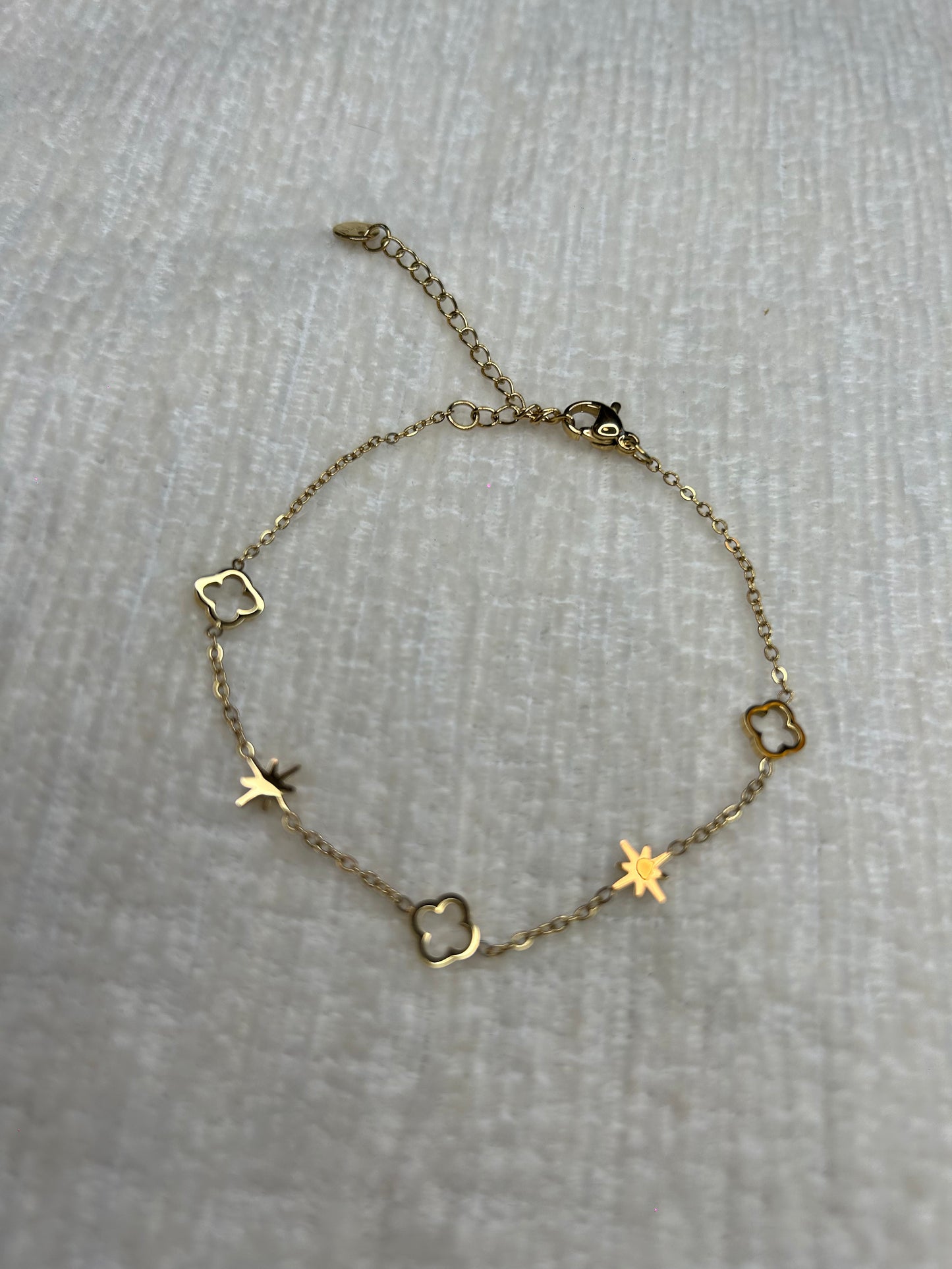Bracelet Femme Doré Ajustable – Acier Inoxydable avec Étoiles