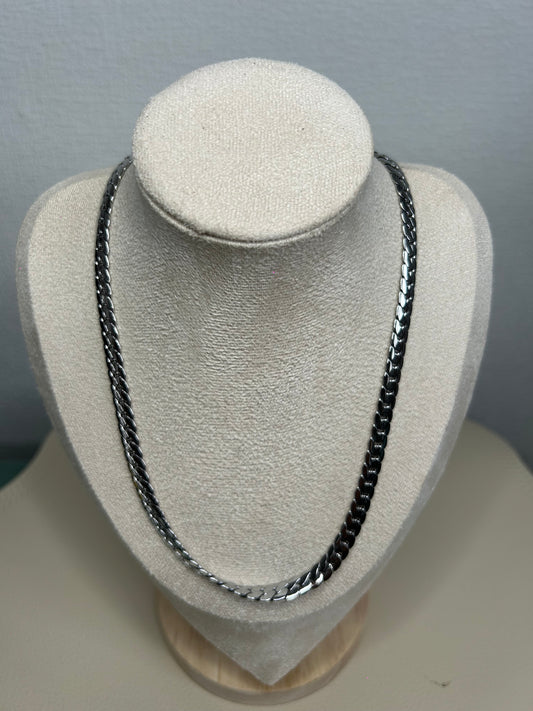 Chaîne Homme Maille Serpent – Acier Inoxydable Argentée