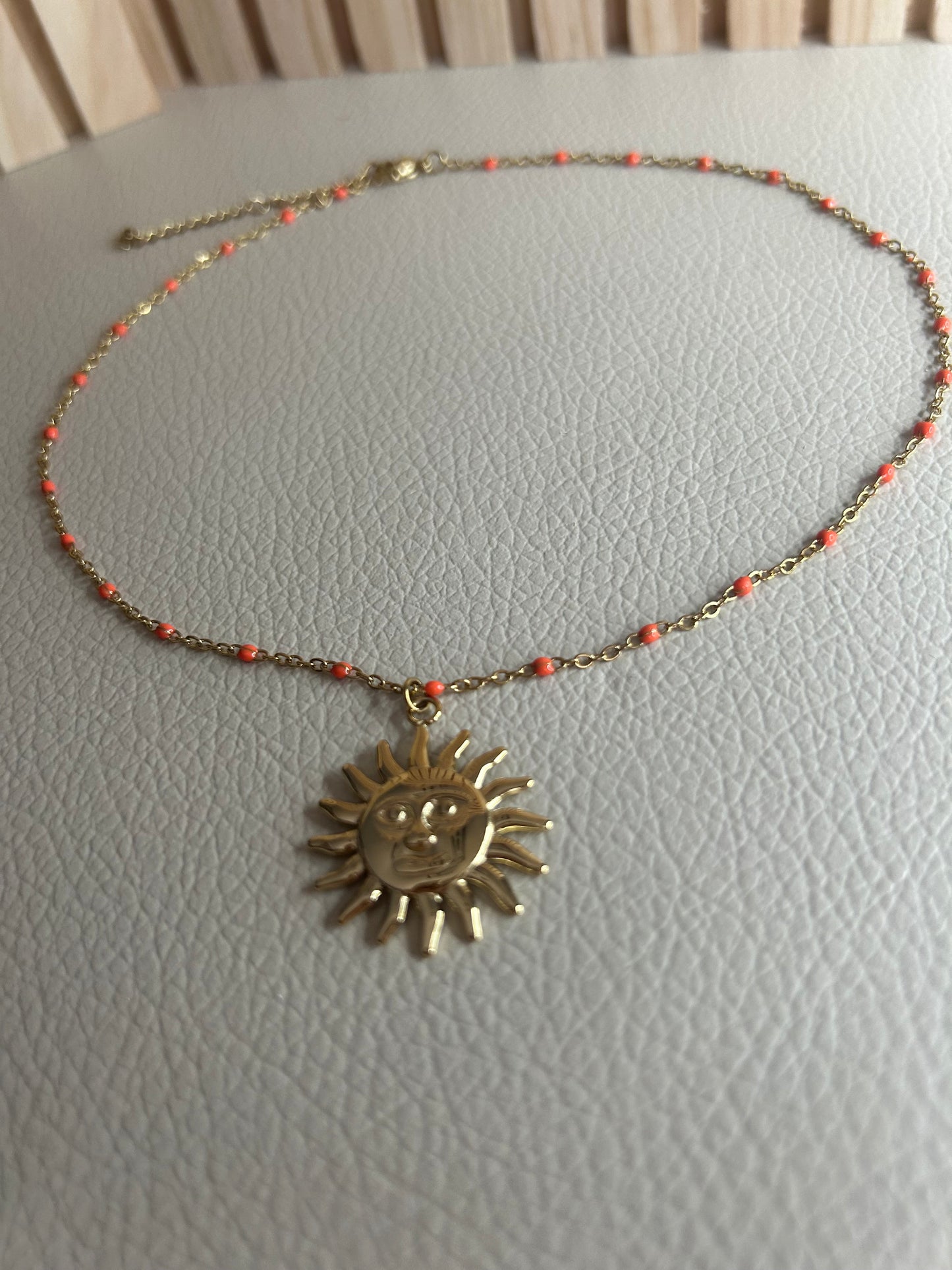 Collier perle soleil Lucie